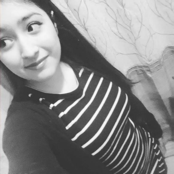 Meet your Posher, Ally - Picture 1 of 1